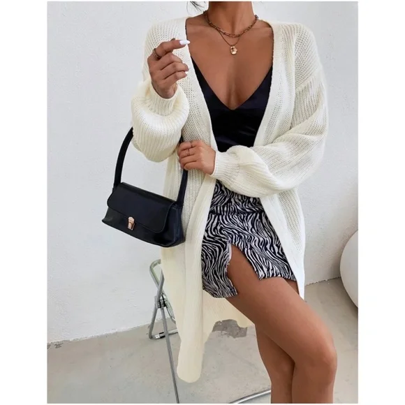 Cozy Open Front Knit Oversized Cardigan - Picture 3 of 9